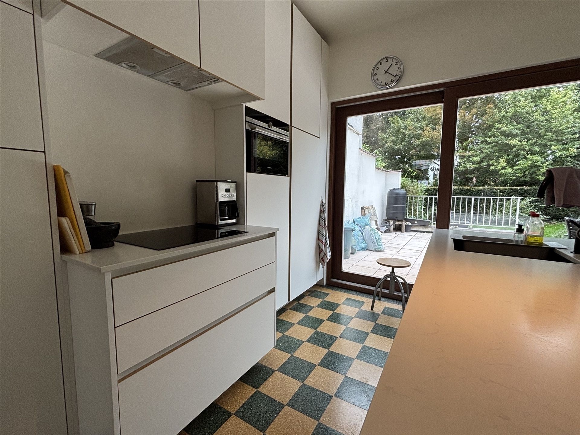 Prachtige, gerenoveerde woning met 4 slaapkamers foto 14