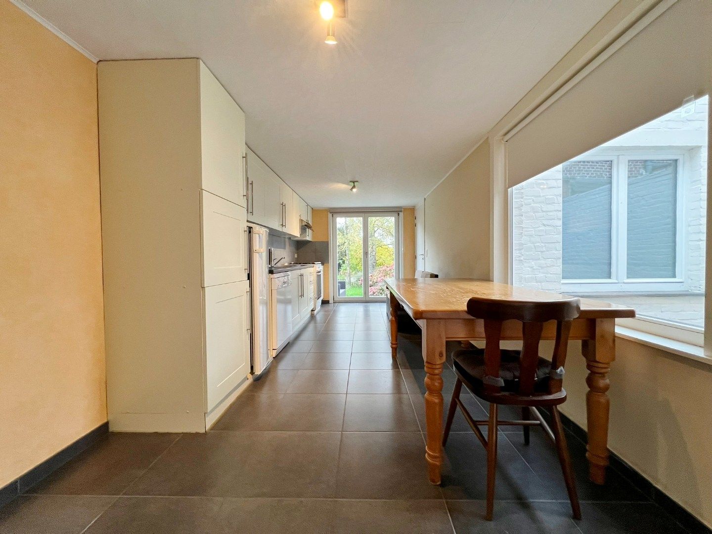 Instapklare woning met prachtige tuin op een perceel van 1.680m² op 500meter van de markt.  foto 7