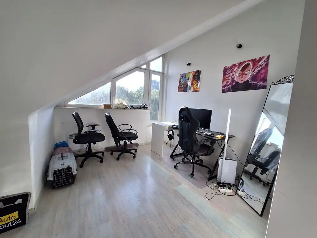 Gunstig gelegen duplex appartement te Genk foto 8