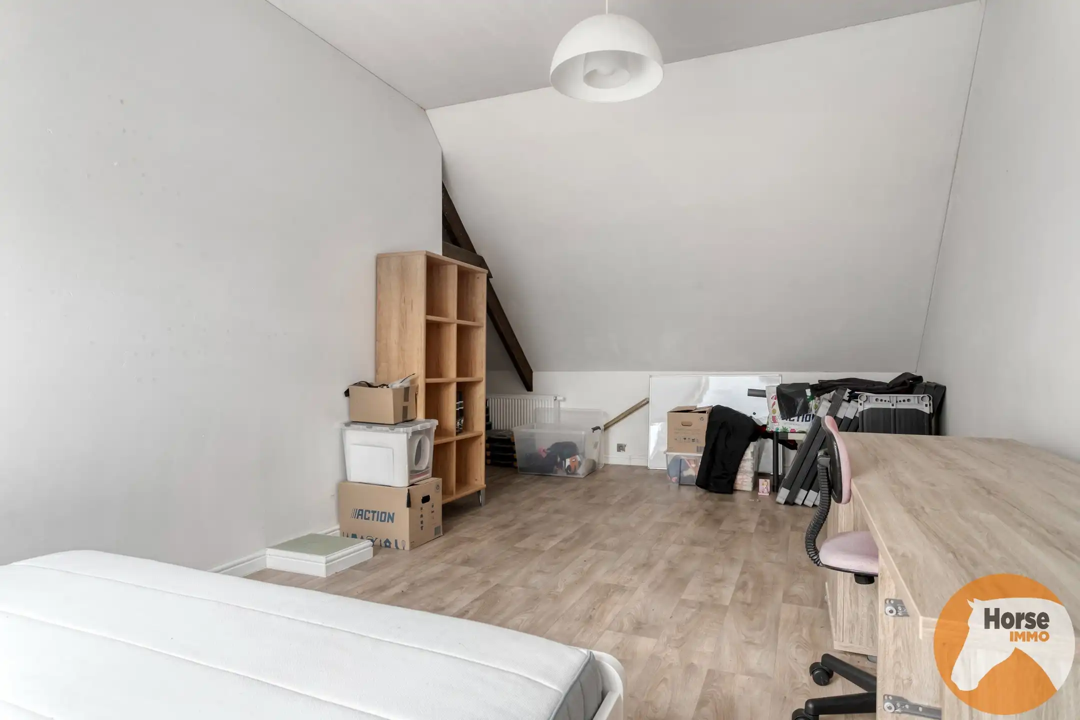 ZWALM - Ruime woning met 2 stallen en paddock foto 25