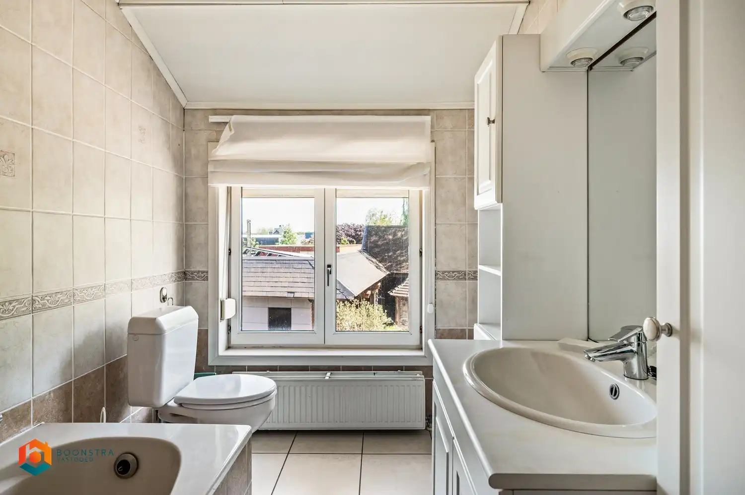 Vrijstaand wonen en werken met werkplaats/magazijn van 354 m² op toplocatie nabij R6 en E19 foto 19