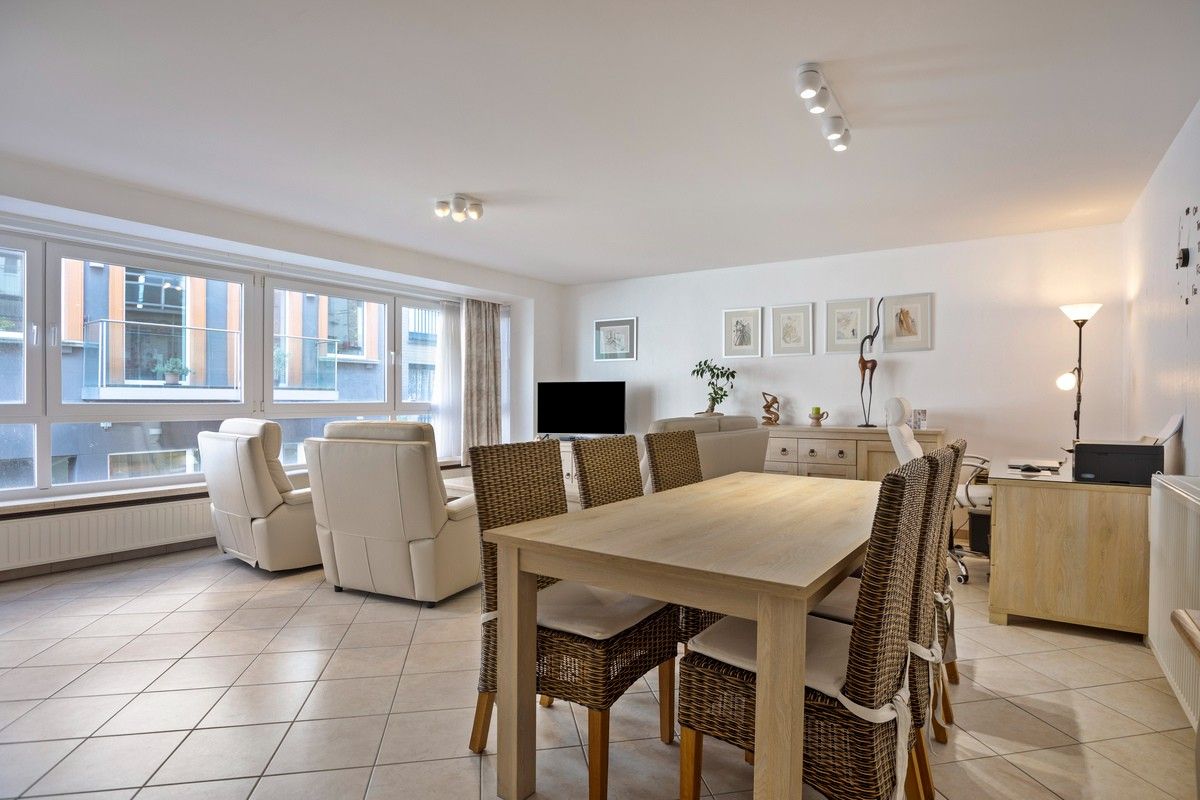 APPARTEMENT te BLANKENBERGE foto 2