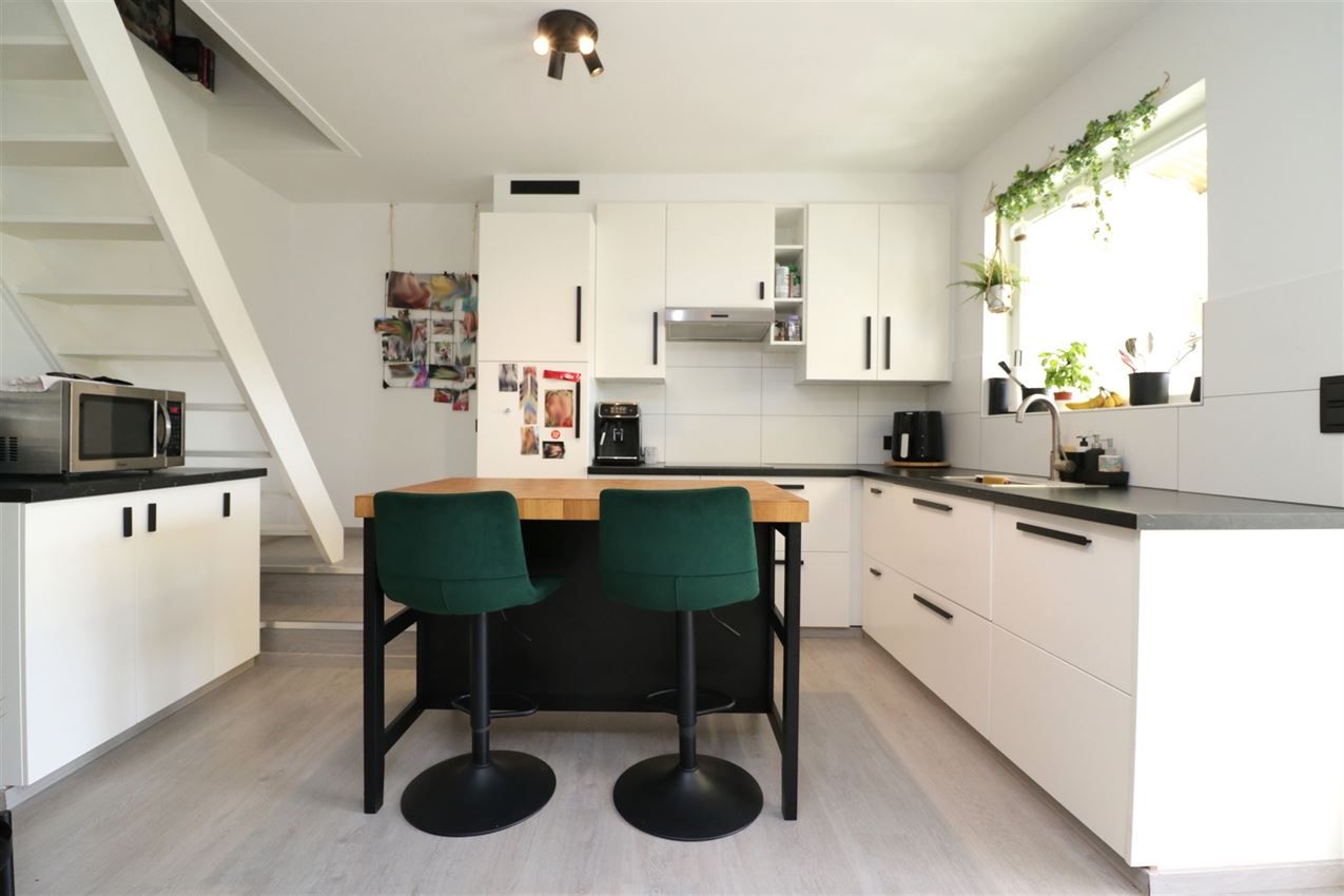 Gerenoveerde woning met tuin op rustige locatie foto 9