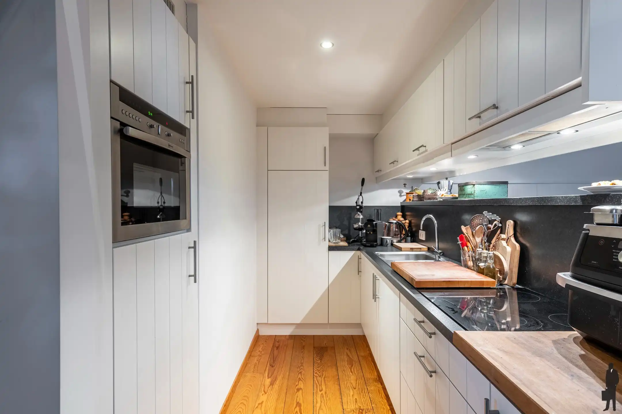 Unieke loft met mezzanine en terras in voormalige Rijkswachtkazerne in&nbsp;Hoogstraten foto 6