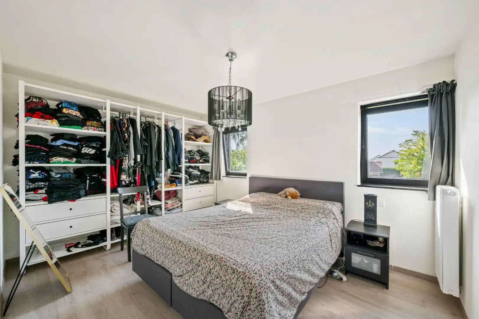 Recente villa met 3 slaapkamers, garage en zonnige tuin op een rustige ligging bij Ieper-centrum foto 11