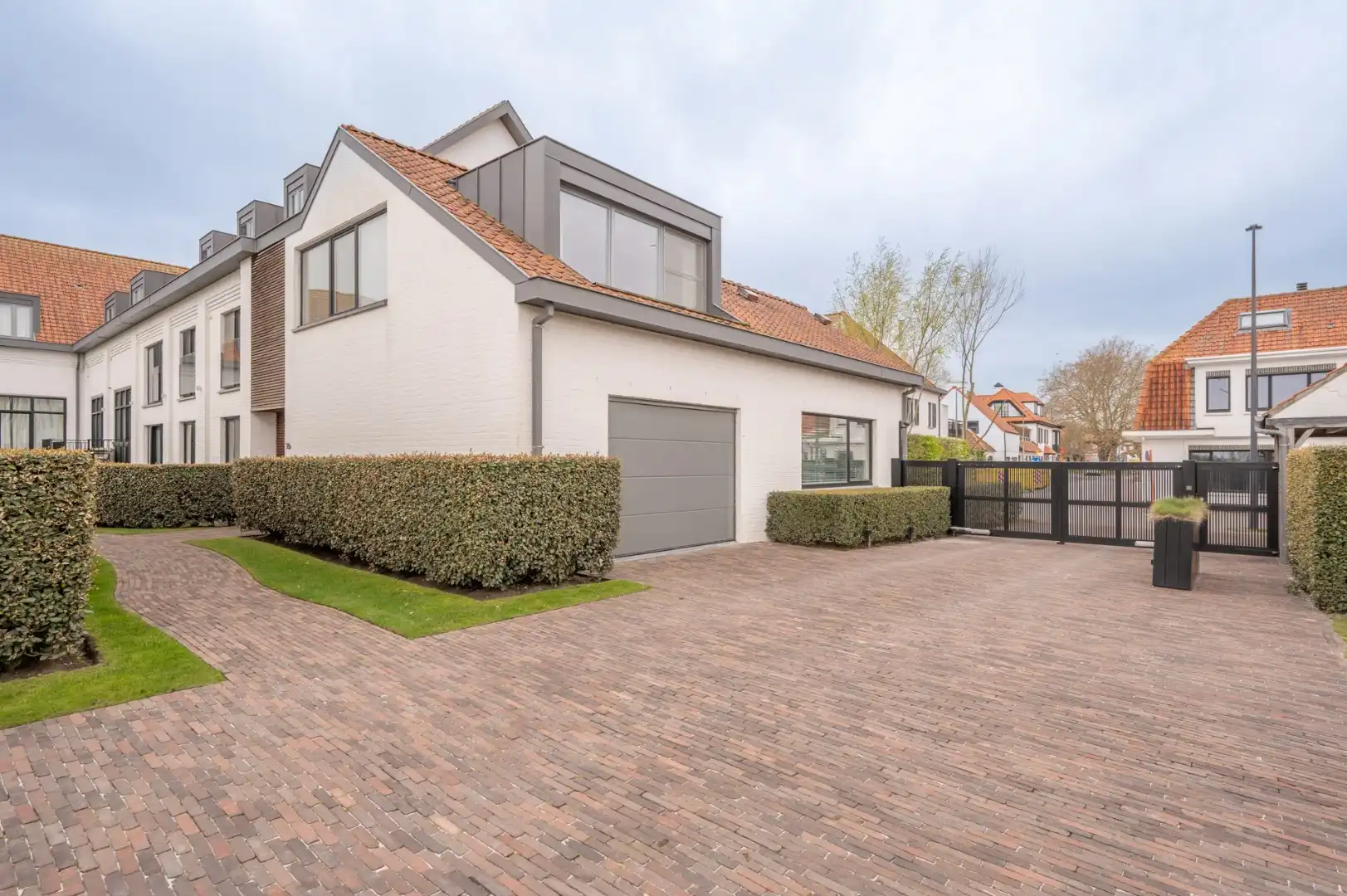 Instapklare woning met 5 slaapkamers aan de Oosthoek. foto 5