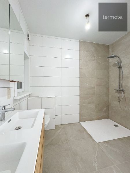 ruim appartement foto 11