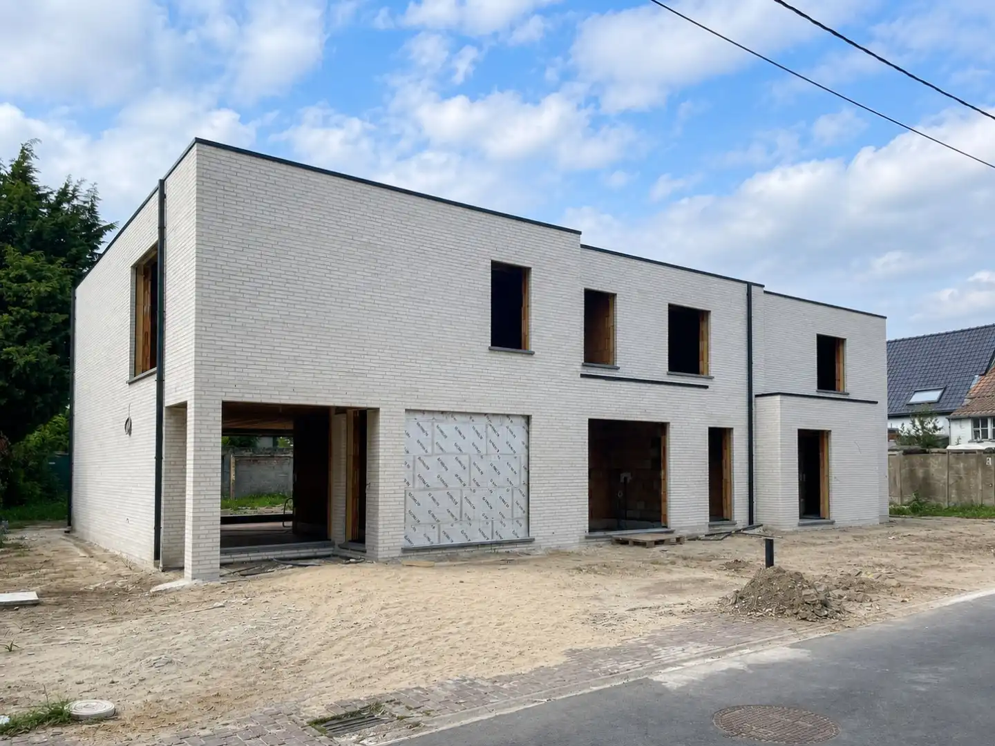 Unieke halfopen bebouwing op topligging te Gistel foto 2