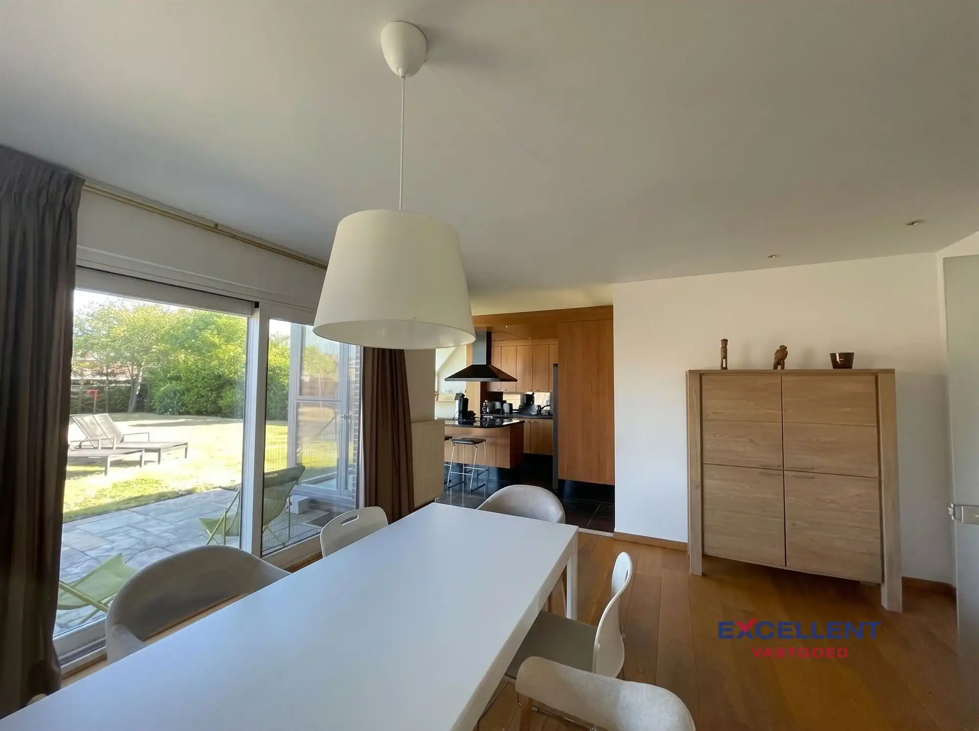Rustige gelegen vrijstaande woning met zwembad te huur in Deinze (Astene)! foto 4