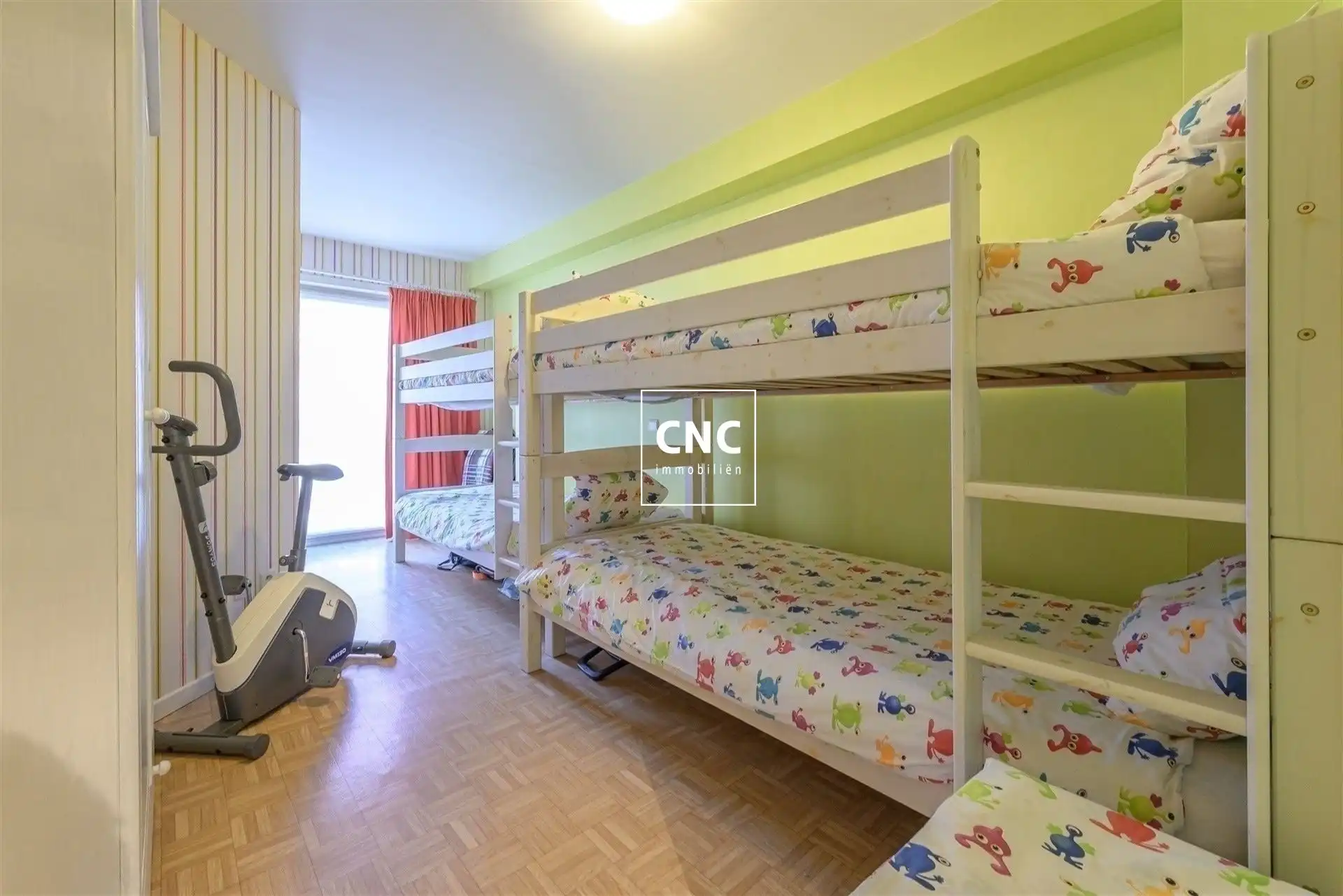 Goed onderhouden 2-SLK appartement met terras in hartje Knokke foto 19