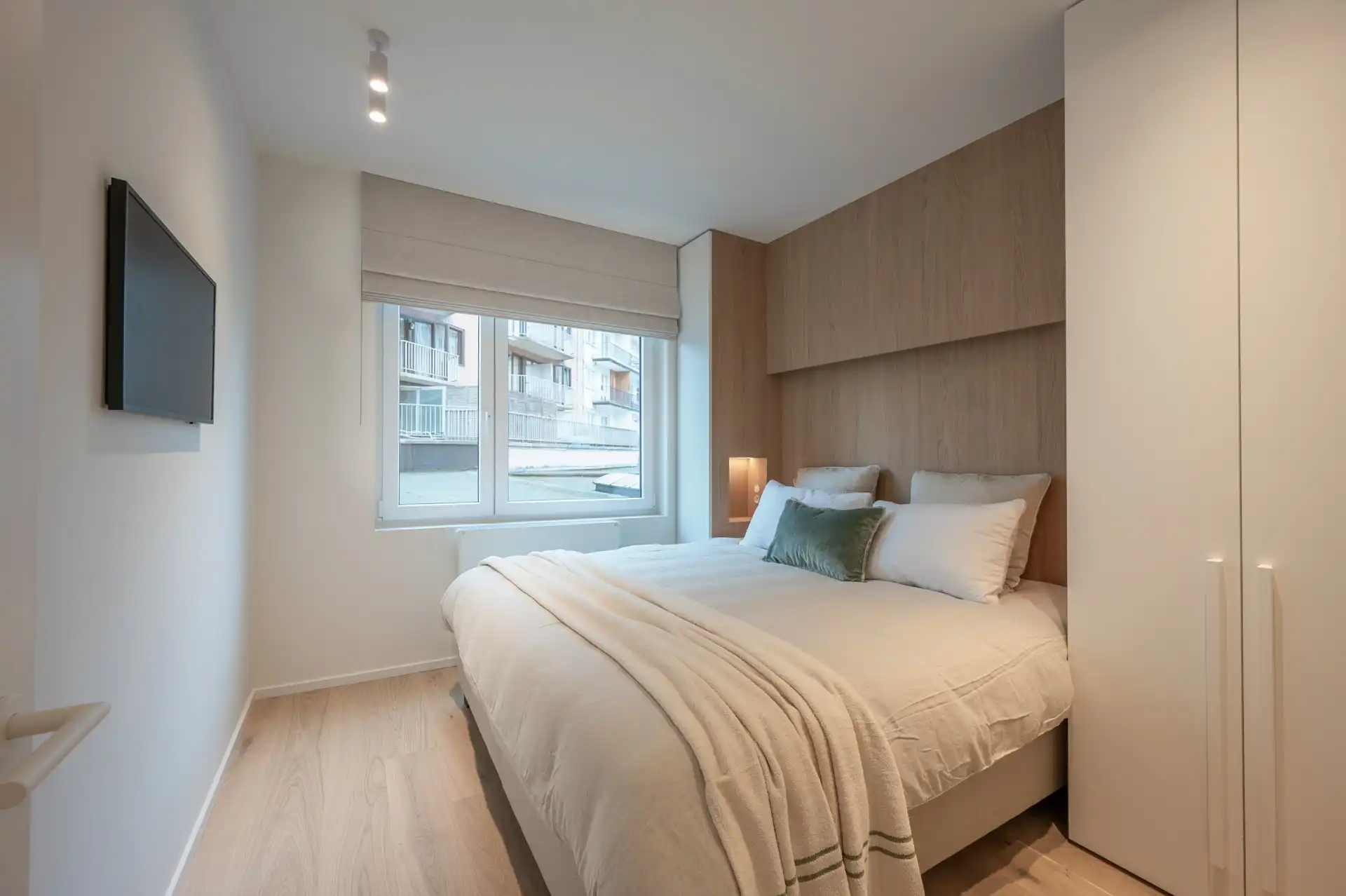 Prachtig gerenoveerd appartement met zuidwesten oriëntatie gelegen in het centrum van Knokke, vlakbij de Dumortierlaan foto 22