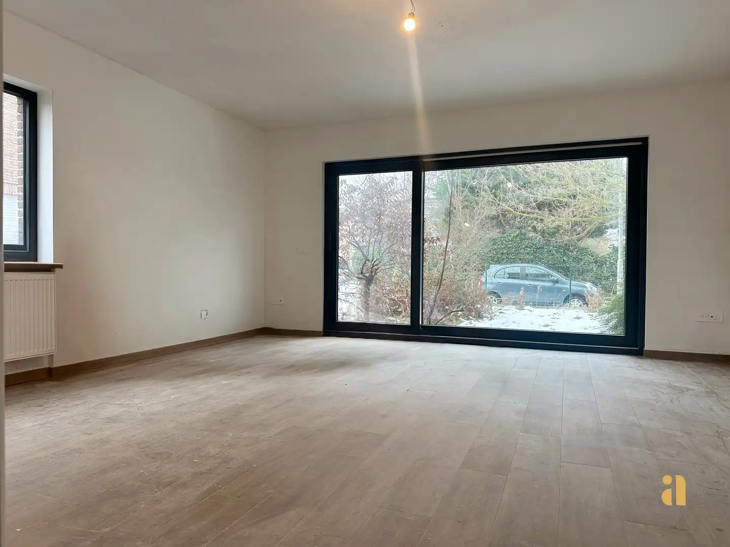 Energiezuinig net gerenoveerd appartement met tuin foto {{pictureIndex}}