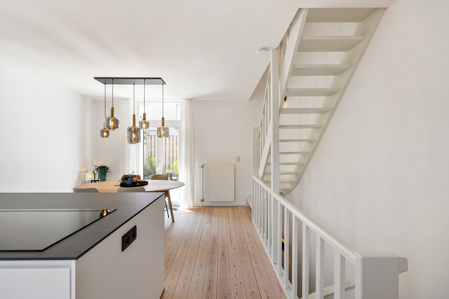 Instapklare en energiezuinige (EPC B!) stadswoning met zalig zonneterras in een autoluw woonerf nabij Park Spoor Noord te Antwerpen foto 9