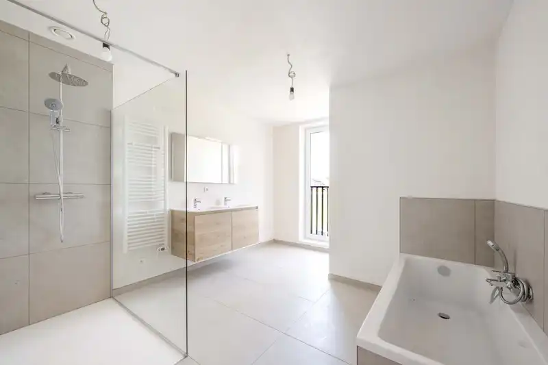 Prachtige, verrassend ruime nieuwbouwwoning met 3 slaapkamers én inpandige garage te koop in Dentergem! foto 19