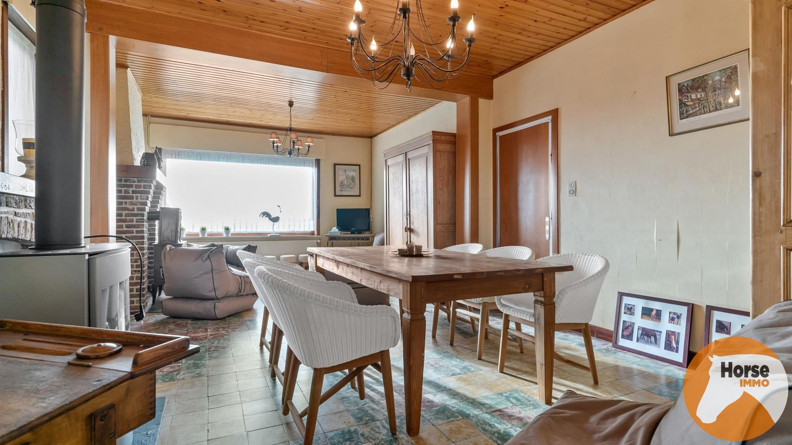 DAMME – Instapklare paardeneigendom, piste en extra woonhuis foto 6