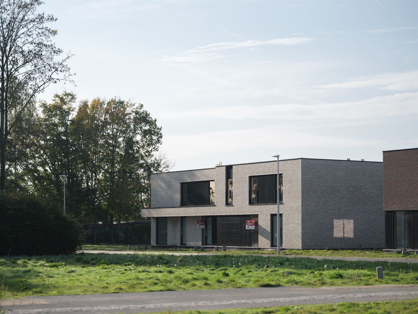 Moderne nieuwbouwwoning met zonnige tuin foto 10