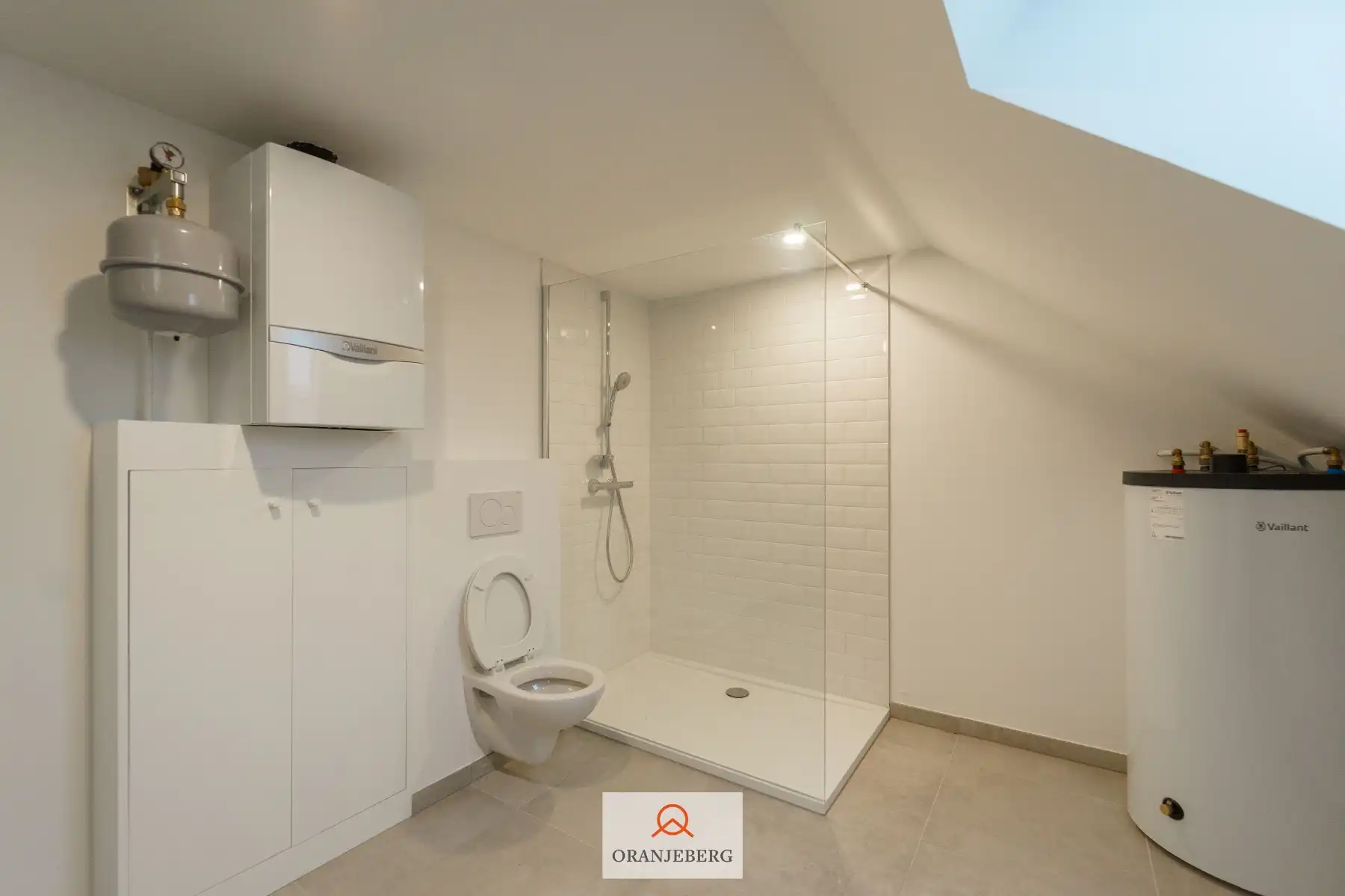 Co-housing woning met 4 leefruimtes, 4 slpk's en 4 badkamers foto 37