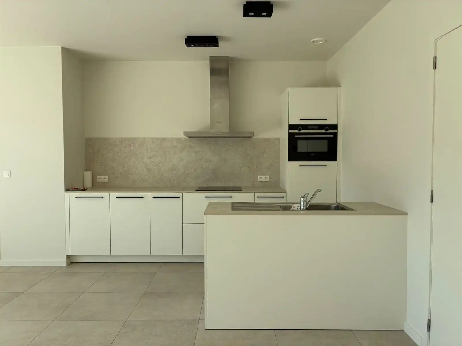Nieuwbouw appartement met 2 slaapkamers terras tuin en staanplaats   foto 5