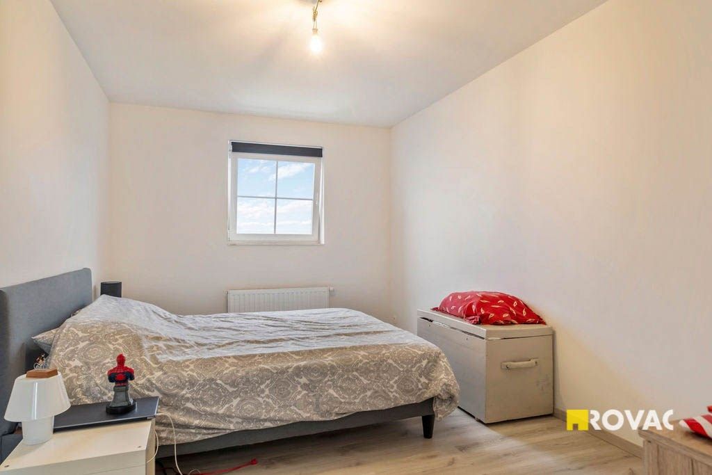 Recente en instapklare woning met 4 slaapkamers in een rustige woonomgeving foto 9