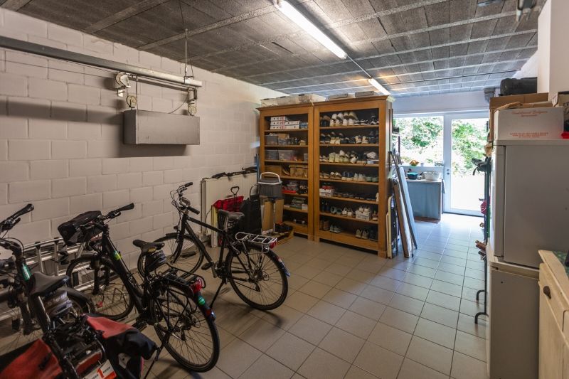 Ruime, hedendaagse woning met 3 slaapkamesr, 2 badkamers, tuin, garage...Energielabel C. foto 23