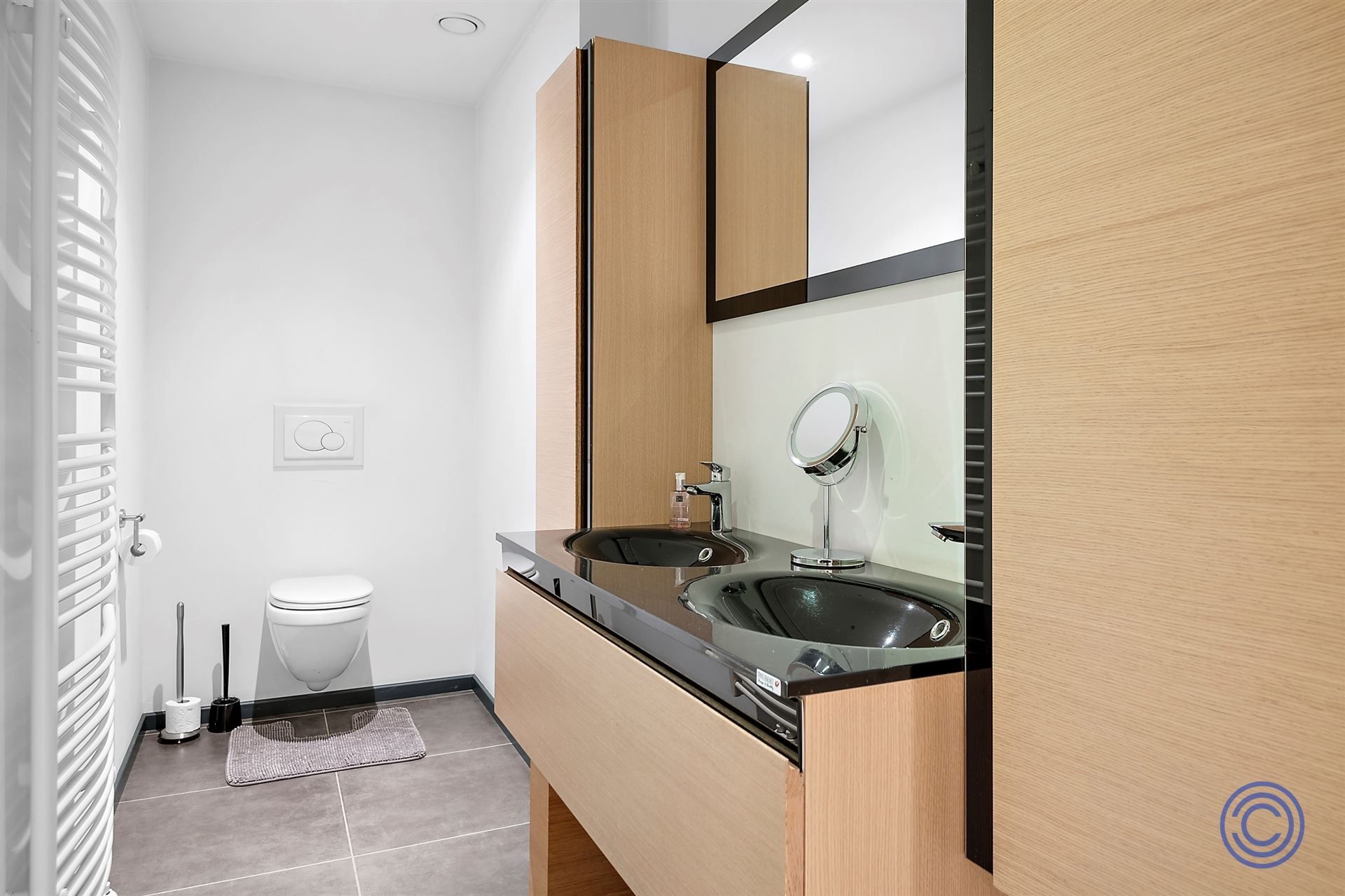 Magazijn ca. 466m² + luxueuze woning ca. 367m²! foto 18
