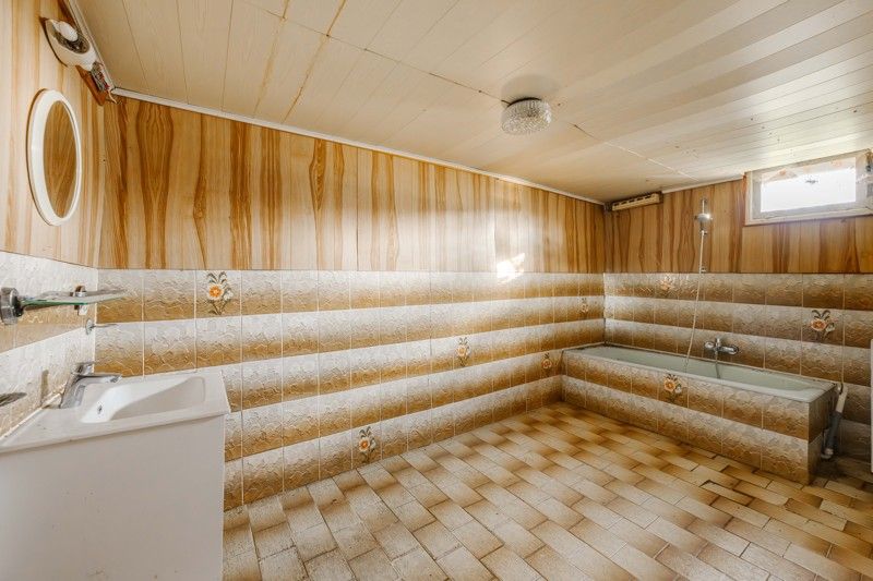 Te herbouwen of te slopen woning op ruim perceel in landelijke omgeving! foto 26