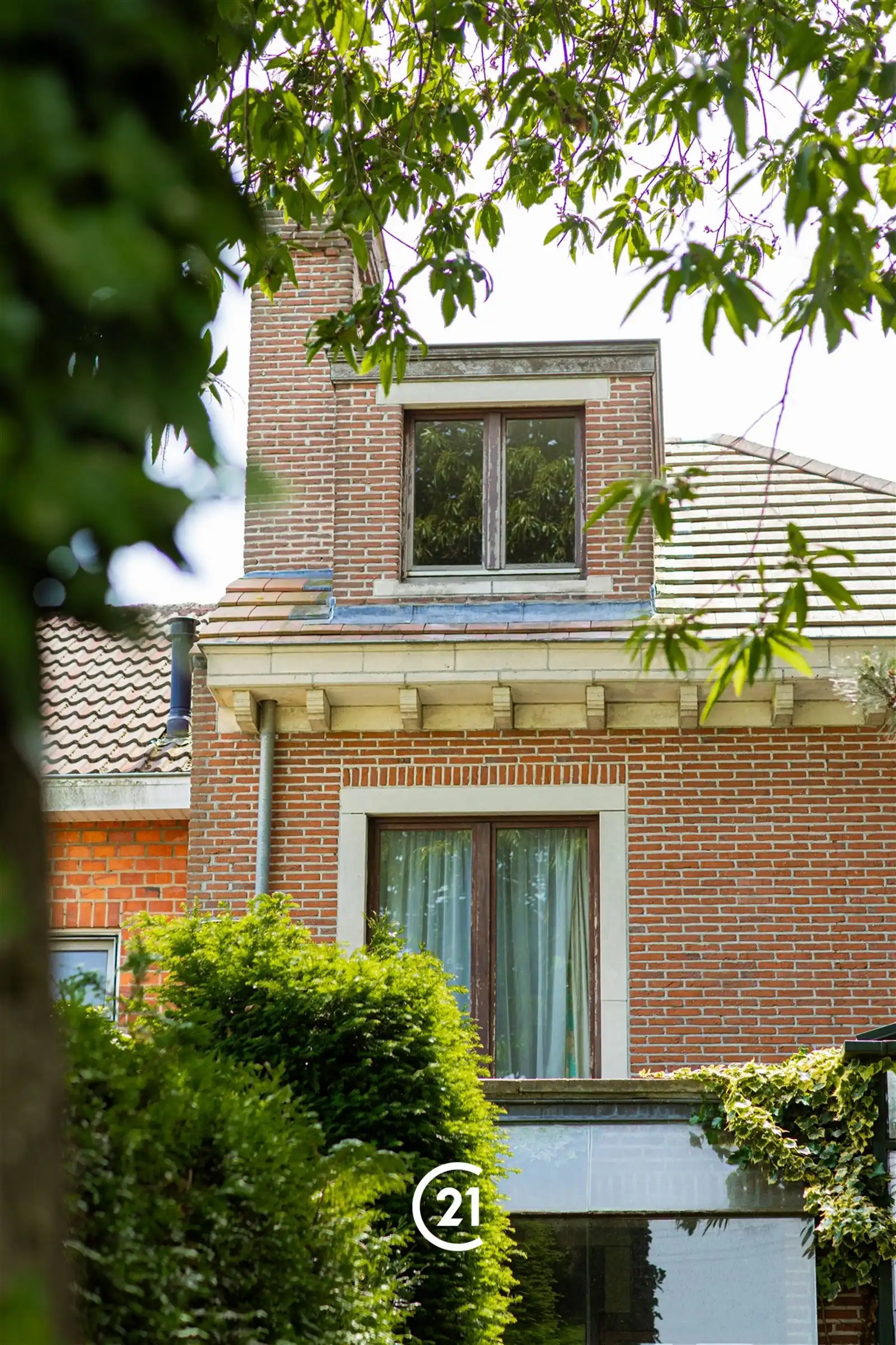 Karaktervol wonen in een groene omgeving foto 13
