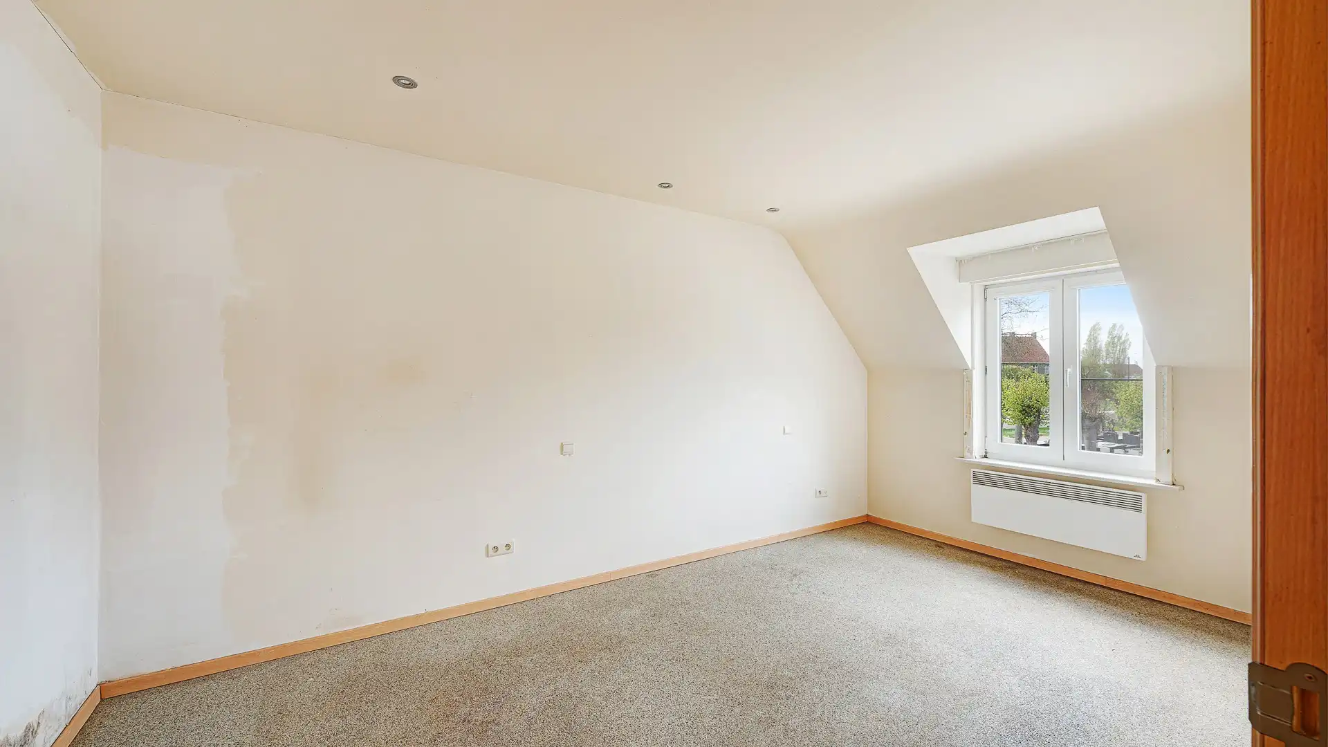 Woning met leuke tuin in het charmante Vlissegem foto 15