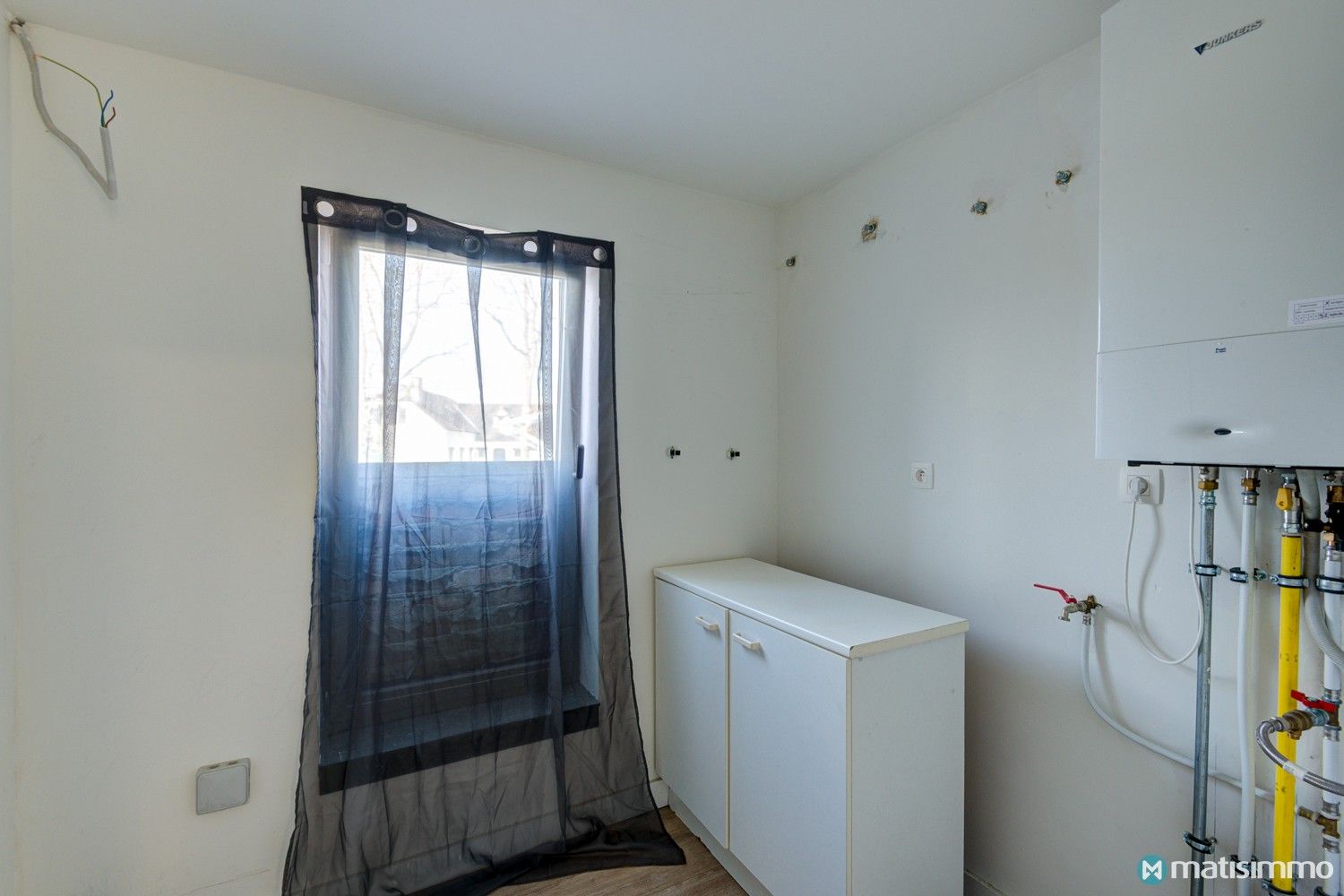 RUIM, DEELS GERENOVEERD DUPLEXAPPARTEMENT MET 3 SLAAPKAMERS, GROOT TERRAS, GARAGEBOX EN AUTOSTAANPLAATS foto 17