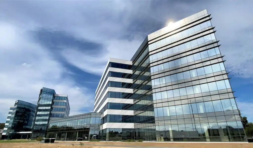 Luxekantoren te huur in SkylinE40 in Erembodegem foto {{pictureIndex}}