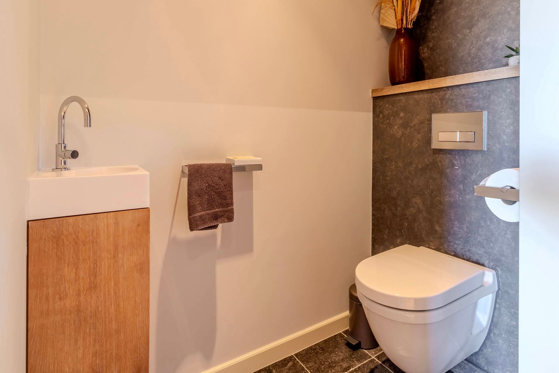 Instapklaar & goed uitgerust appartement te koop in Lier  foto 10