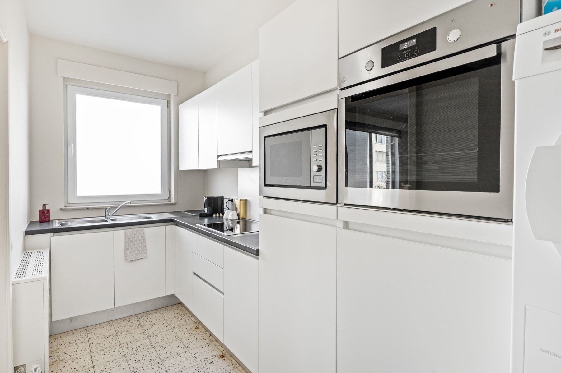 Ruim, fris en instapklaar 2 SLK appartement nabij Fort IV foto 9