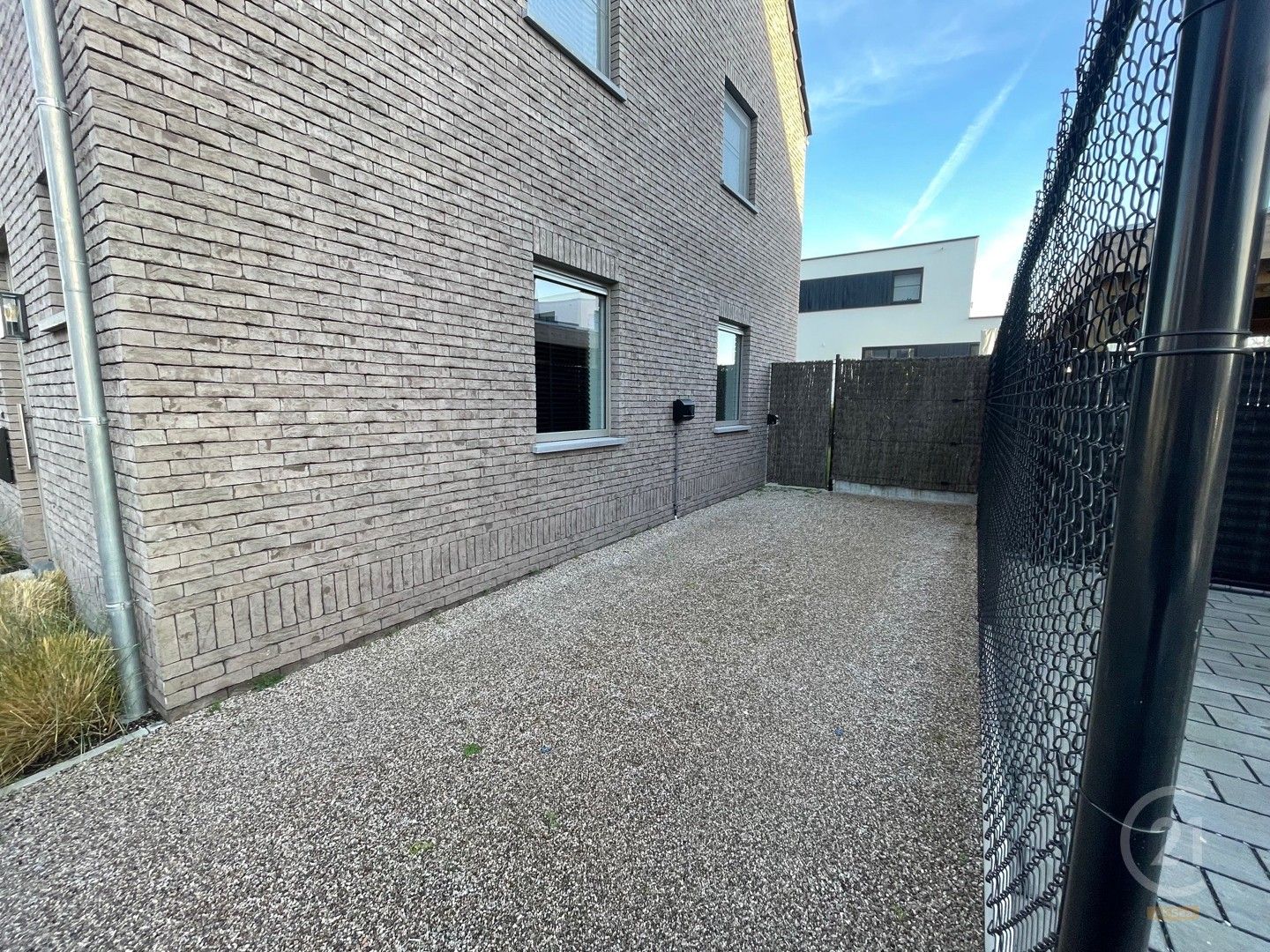 Moderne Woning met 4 Slaapkamers en Inpandige Garage in Lombardsijde foto 3