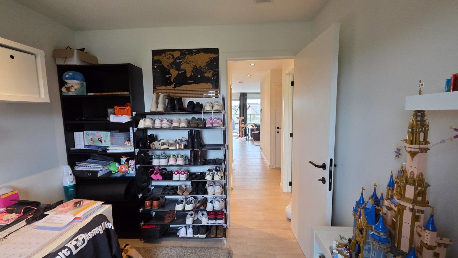 Energiezuinig en recent appartement met 2 slaapkamers en ruim 90m² woonoppervlakte foto 23