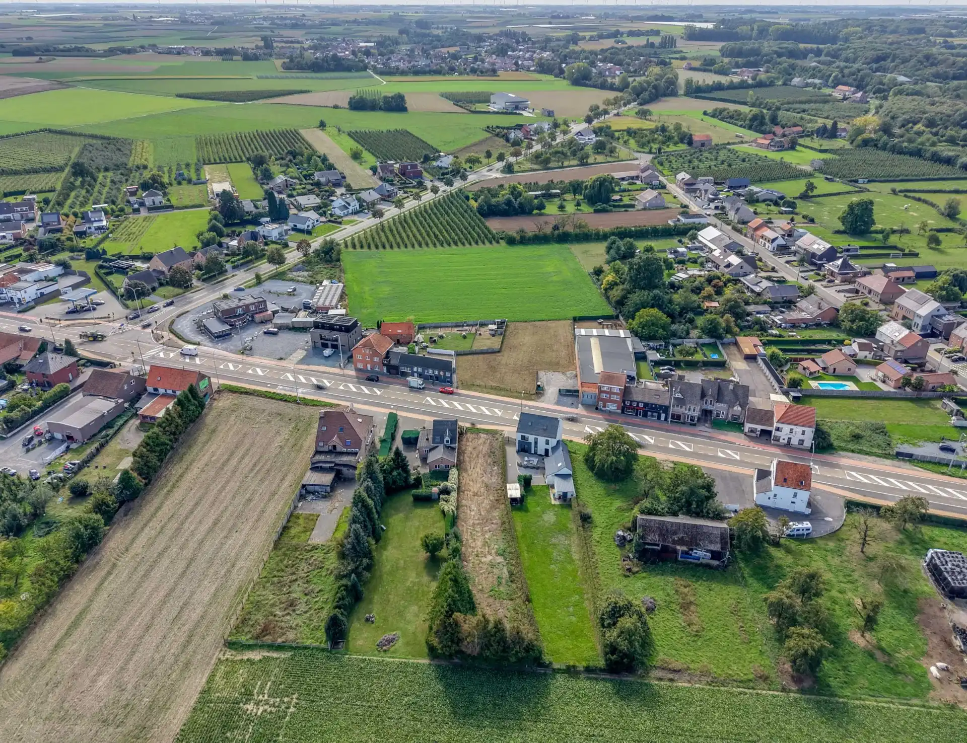 Ruime bouwgrond met vlotte bereikbaarheid foto 6