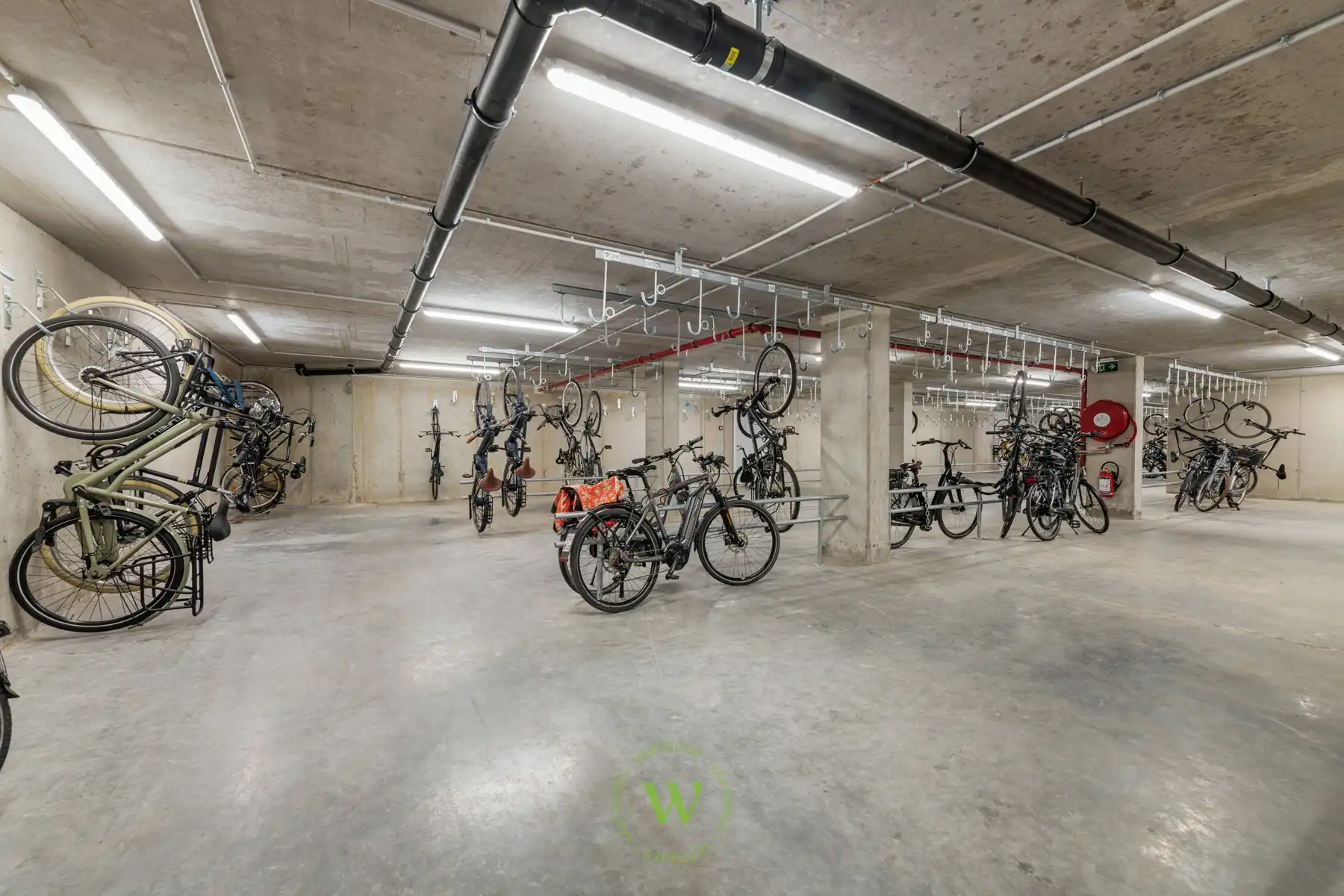 Sky Tower 2 — Laatste hoekapp op 9de verd met Z-W oriëntatie foto 22