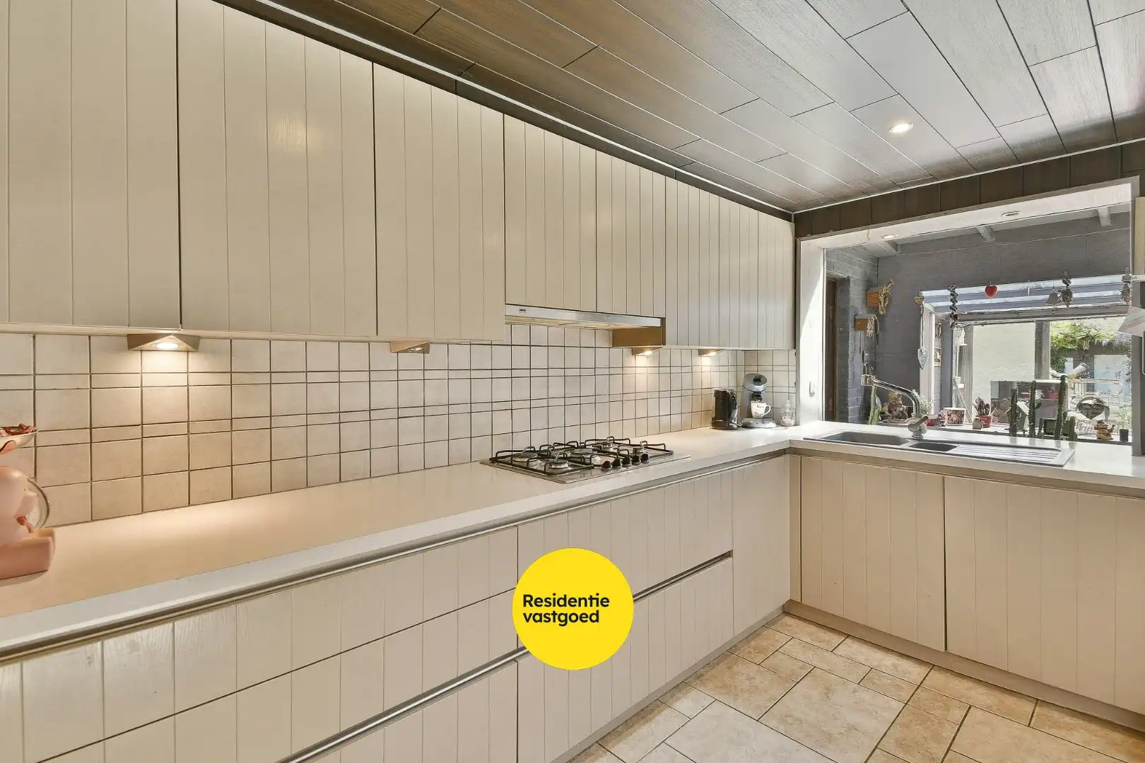 Woning met drie slaapkamers, garage en zonnige tuin foto 11