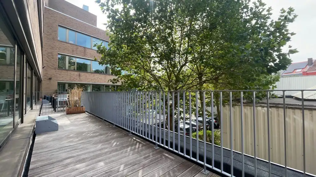 Kantoor te huur in Franklin Building te Berchem foto 8