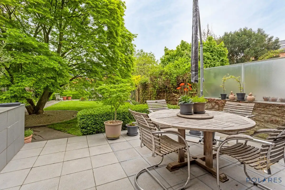 handelspand met ruime woning foto 40