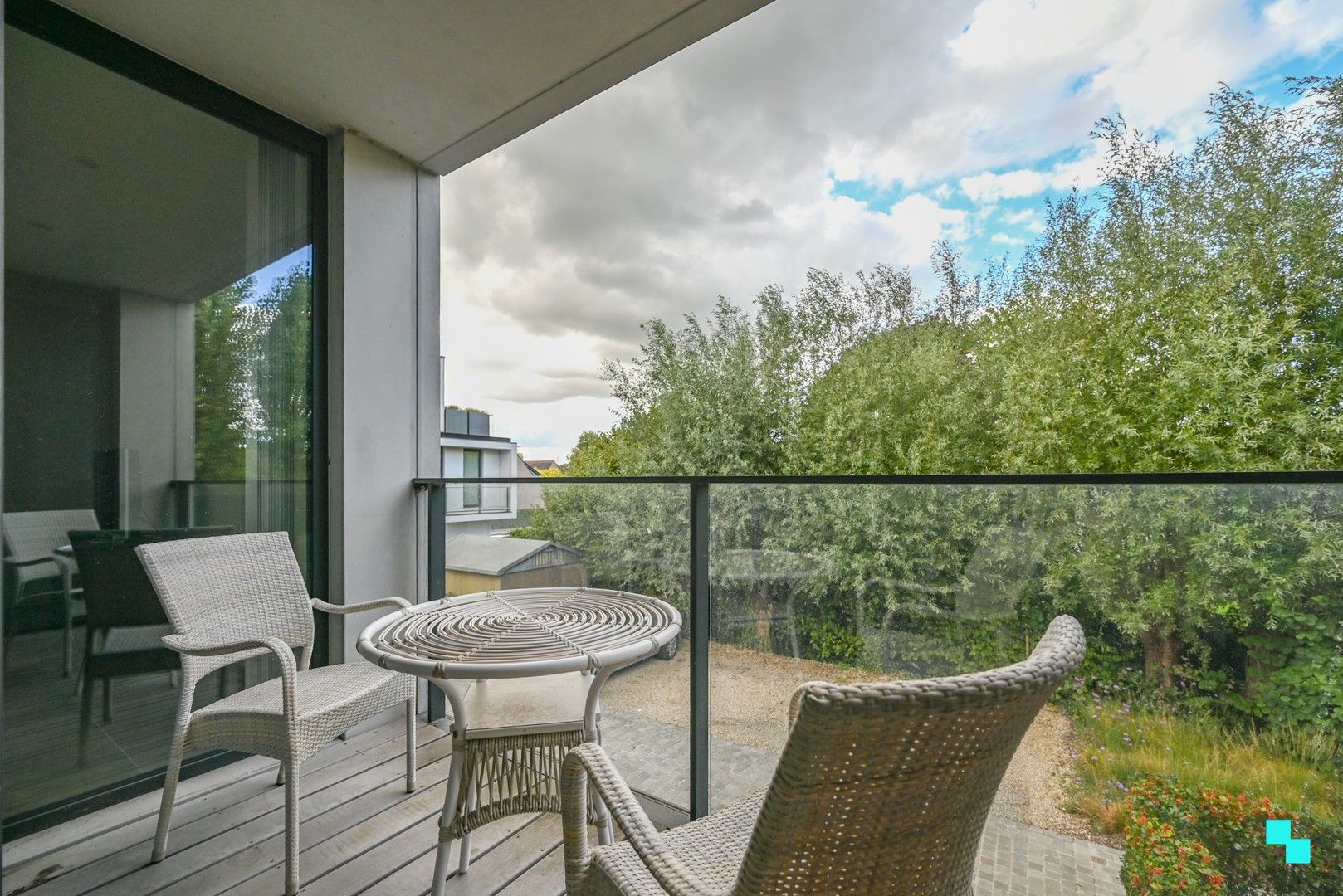 Bijna energieneutraal (E-peil: 8) instapklaar appartement te Bosmolens foto 15
