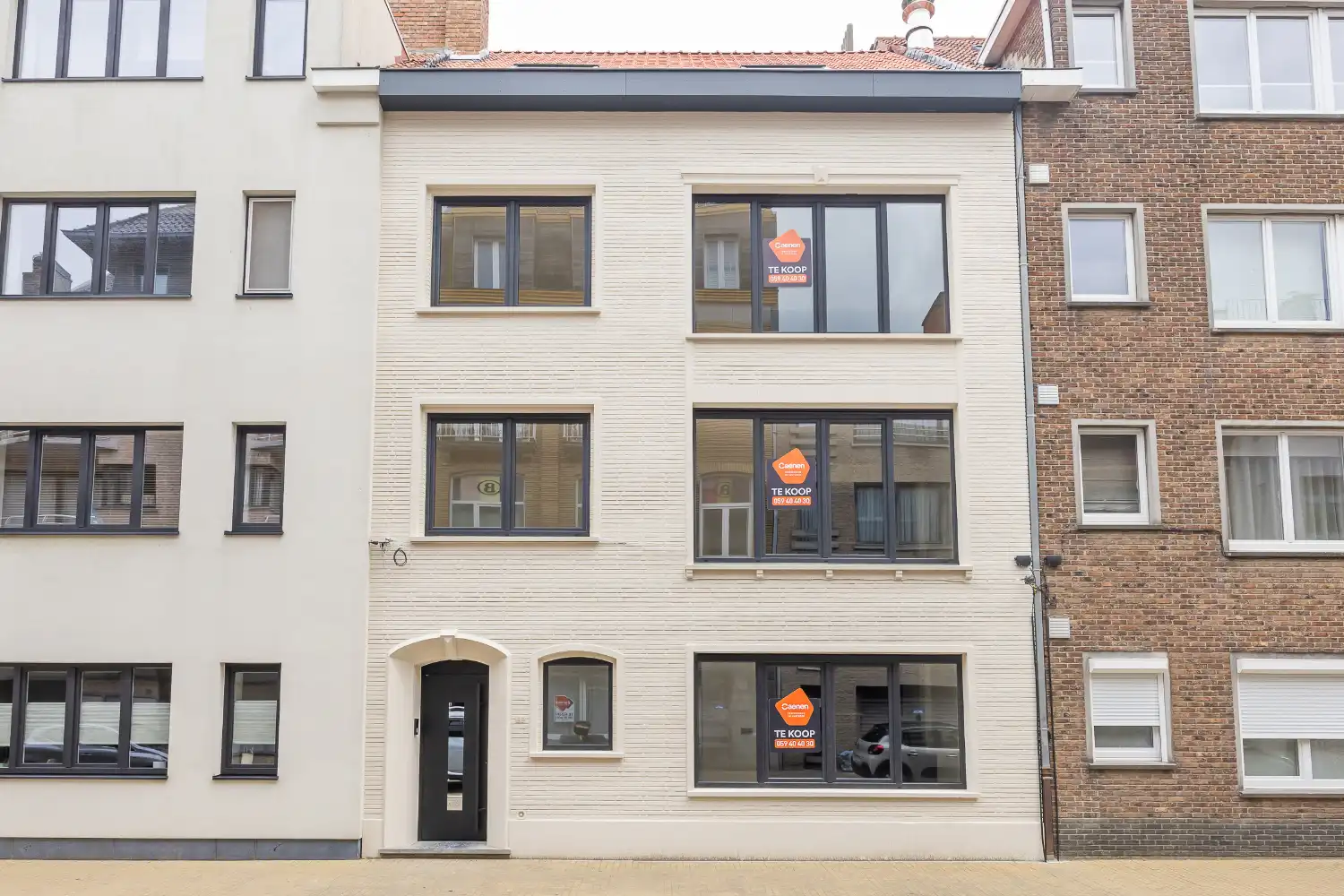 Gerenoveerd appartement te Mariakerke foto {{pictureIndex}}