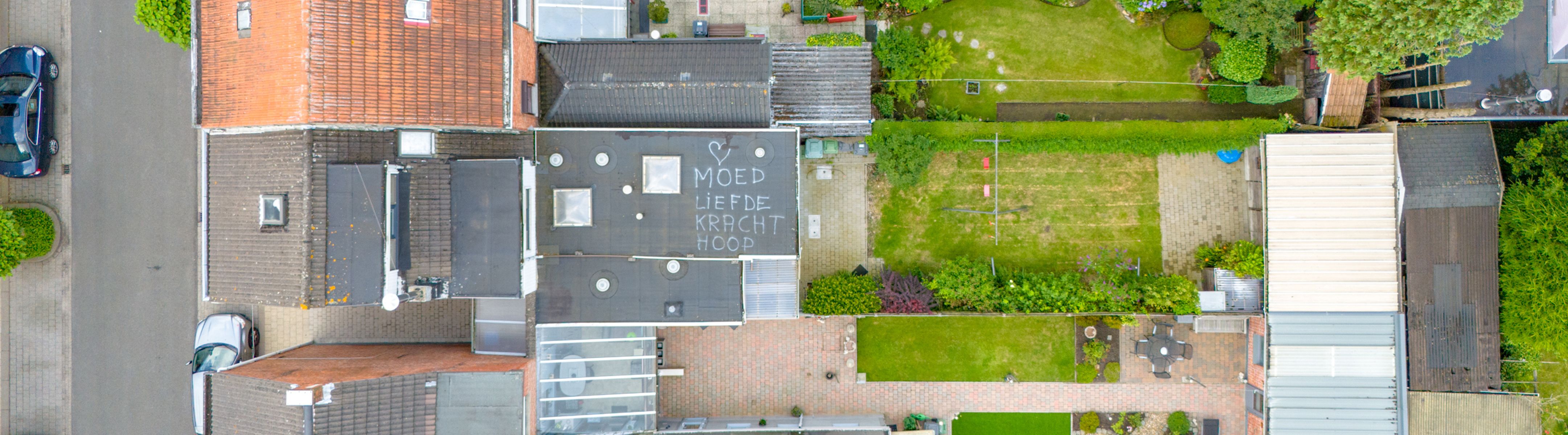 Woning met 4 slaapkamers, tuin en inpandige garage in het centrum van Brasschaat! foto 19