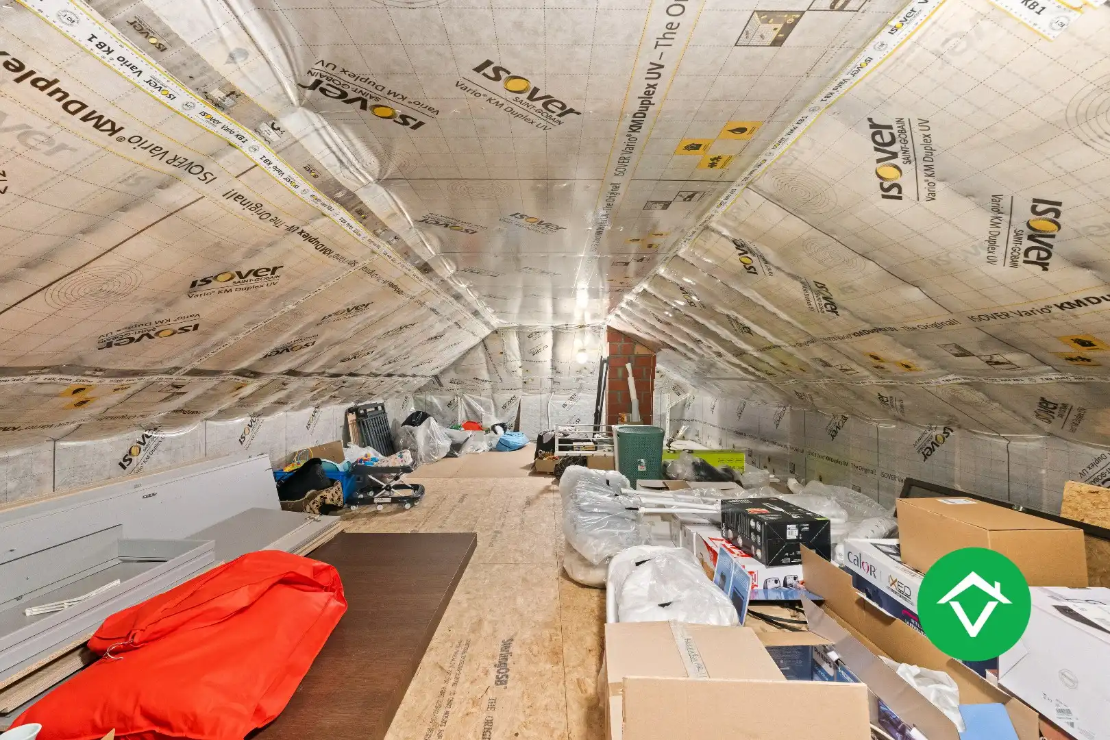 Te koop Alleenstaande woning met 3 slaapkamers en garage centraal gelegen te Wijnendale foto 28