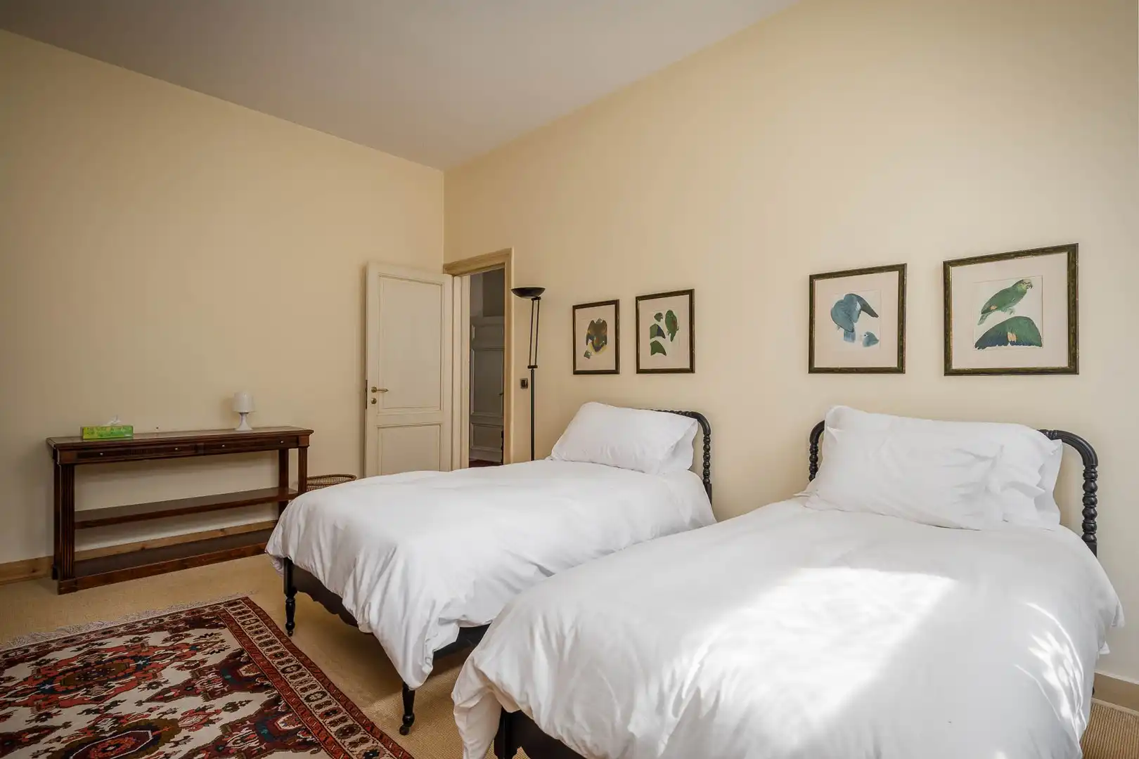 Monumentaal herenhuis aan de Brugse Reien foto 28