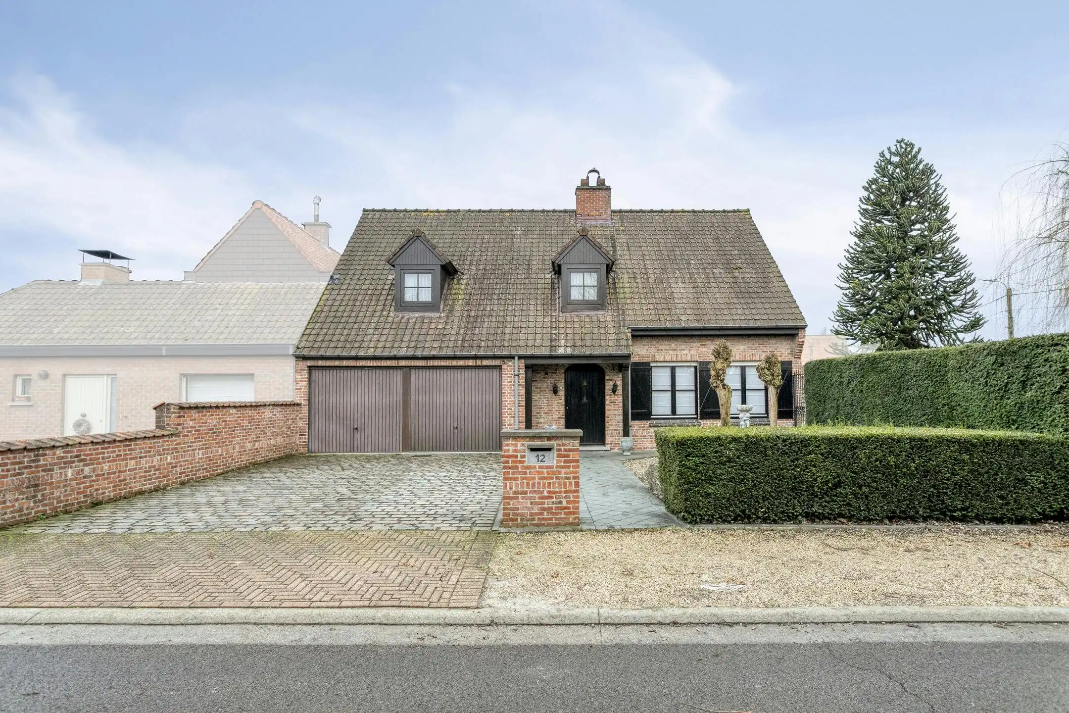 Halfopen huis met 4 kamers te koop op topligging in Waregem foto 2