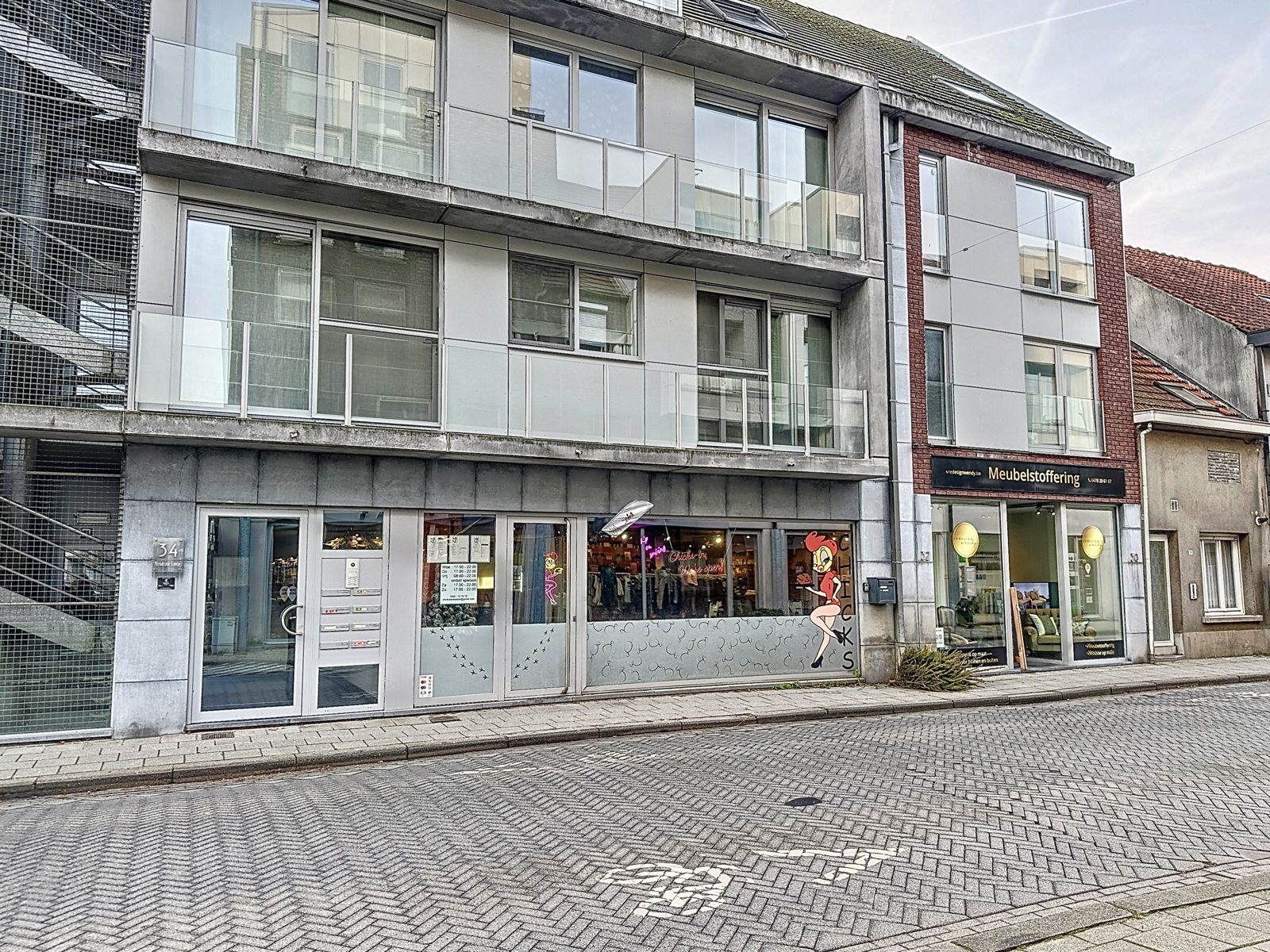 Commercieel pand in winkelcentrum Aartselaar foto 9