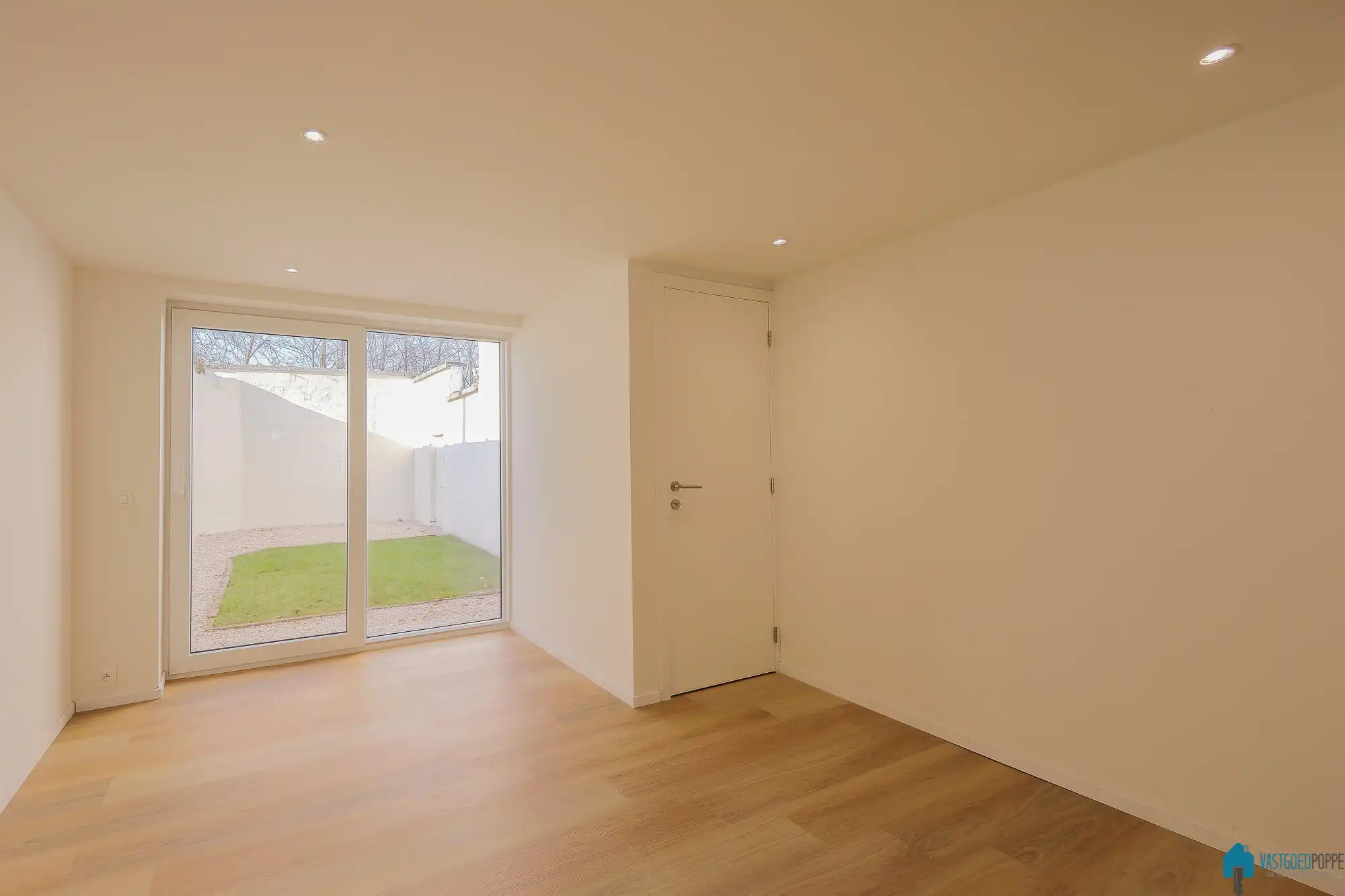 Volledig gerenoveerde stadswoning  foto 8