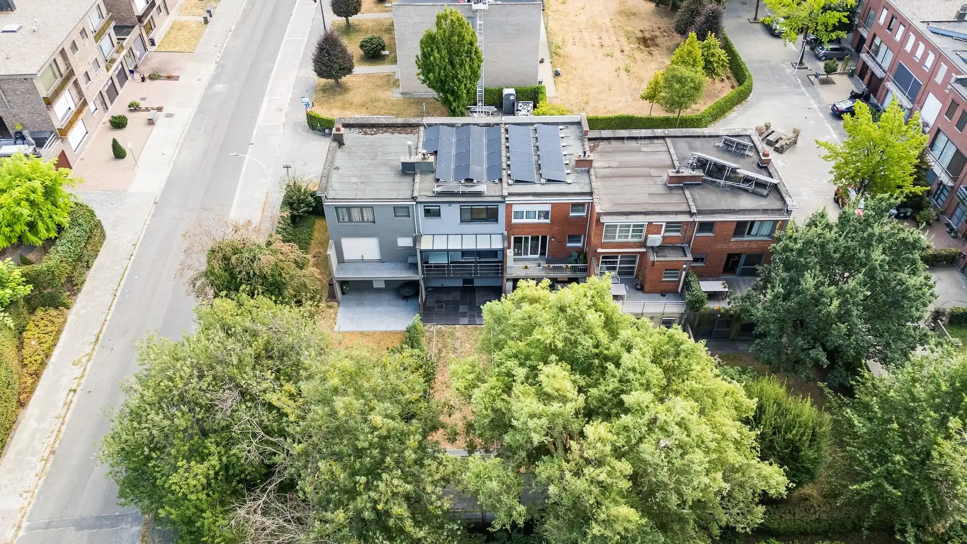 Energiezuinige bel etage woning met 3 slaapkamers gelegen in een groene omgeving foto 4
