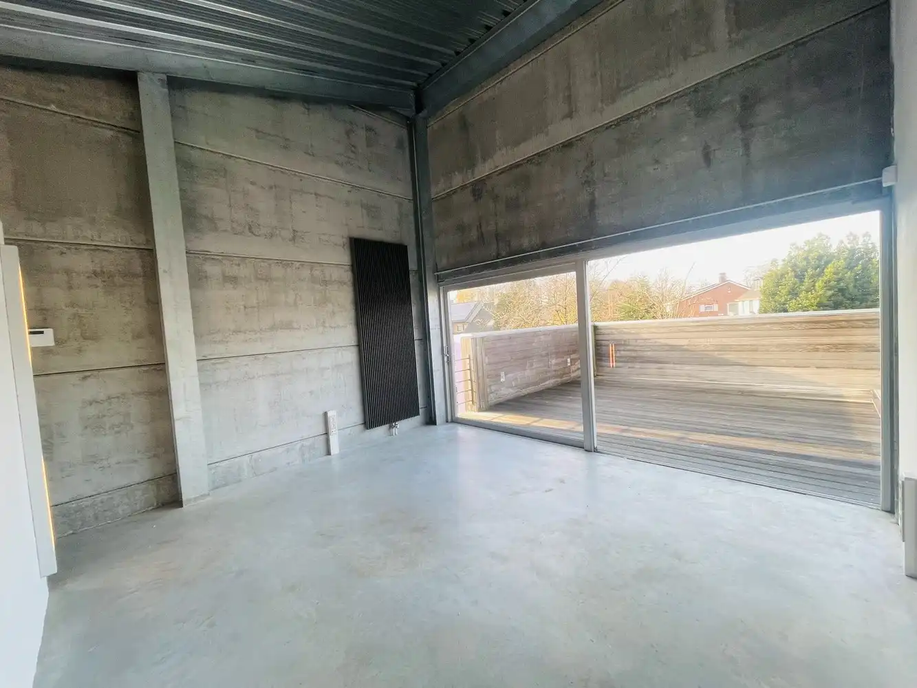 Sint- Andries, Exclusieve LOFT 150m2   met groot ZONNETERRAS 80 m² met alle privacy, 1 slaapkamer. foto 9