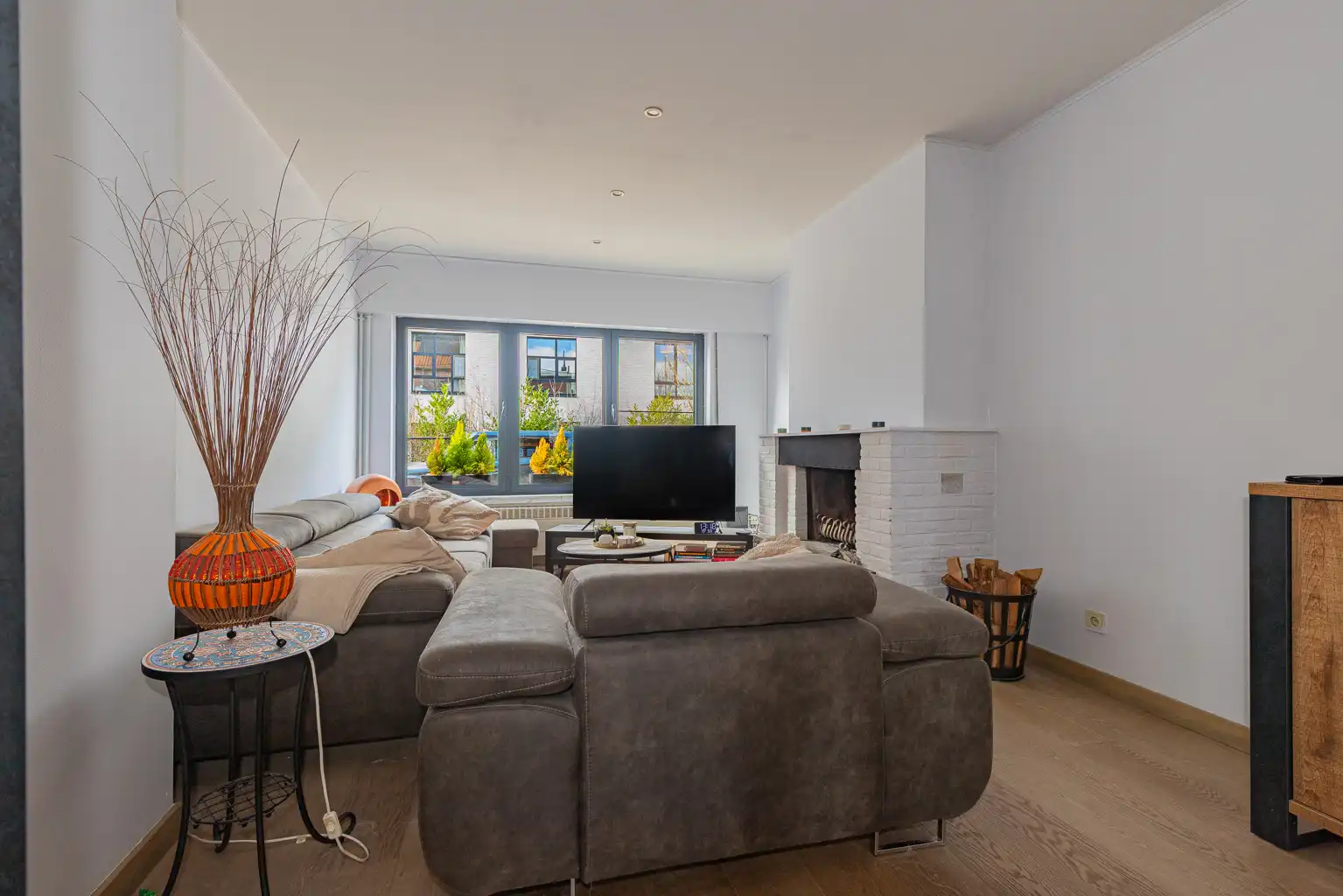 Instapklare rijwoning met 2 slaapkamers! foto 6